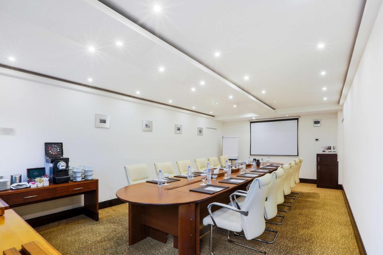 Radisson Blu Resort, Sharjah Eksteriør billede Meeting room